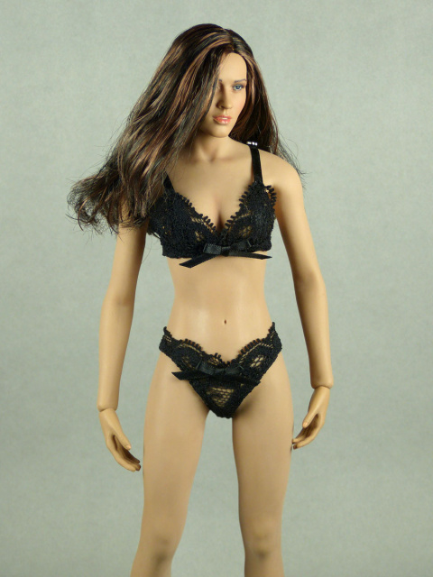 Hot Plus 1/6 Scale Female Intimate Black Lace Bra & Panty Set Image 1